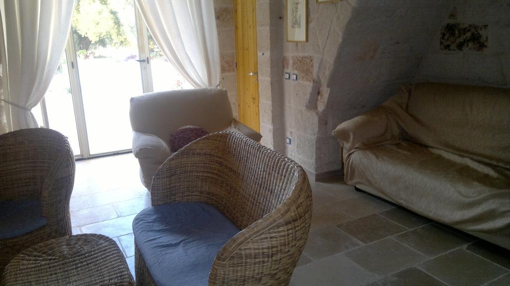 Masseria Donna Licia Pezze Di Greco Camera foto
