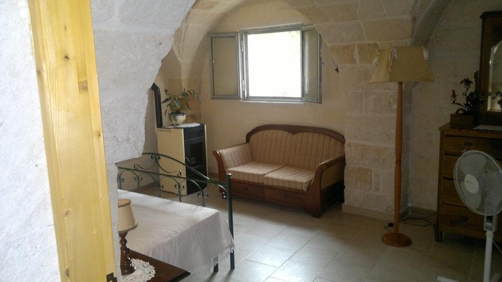Masseria Donna Licia Pezze Di Greco Esterno foto